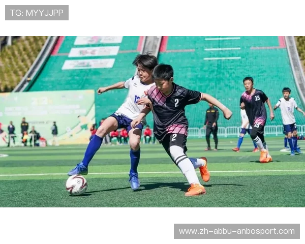 足球运动员的训练与比赛适应性提升